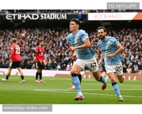 曼联逆转曼城4-3精彩绝伦补时绝杀点燃全场激情