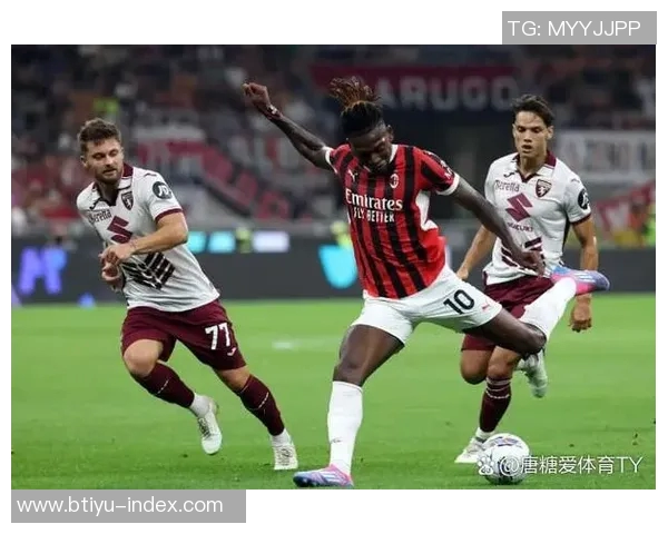 友谊赛精彩回顾拜仁大胜AC米兰乌龙球成焦点战术分析引人深思