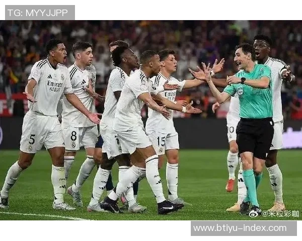 国王杯经典对决皇马险胜巴萨红牌事件引发全场热议